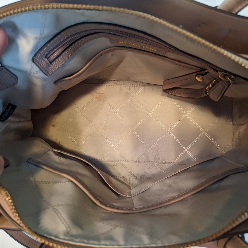 Michael Kors Mercer Medium Tri-Color Pebbled Leather Belted Satchel - Picture 6 of 14